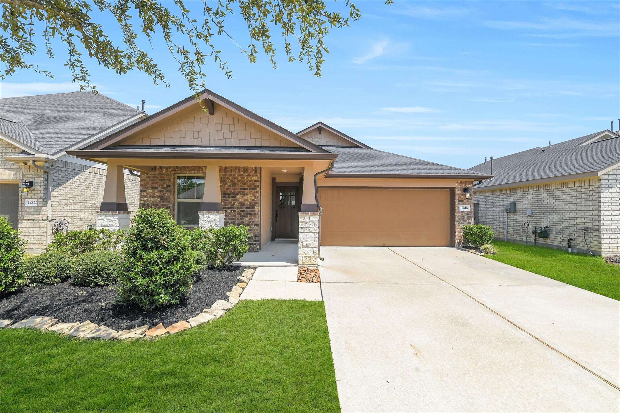 19818 Bronze Spur Court — photo