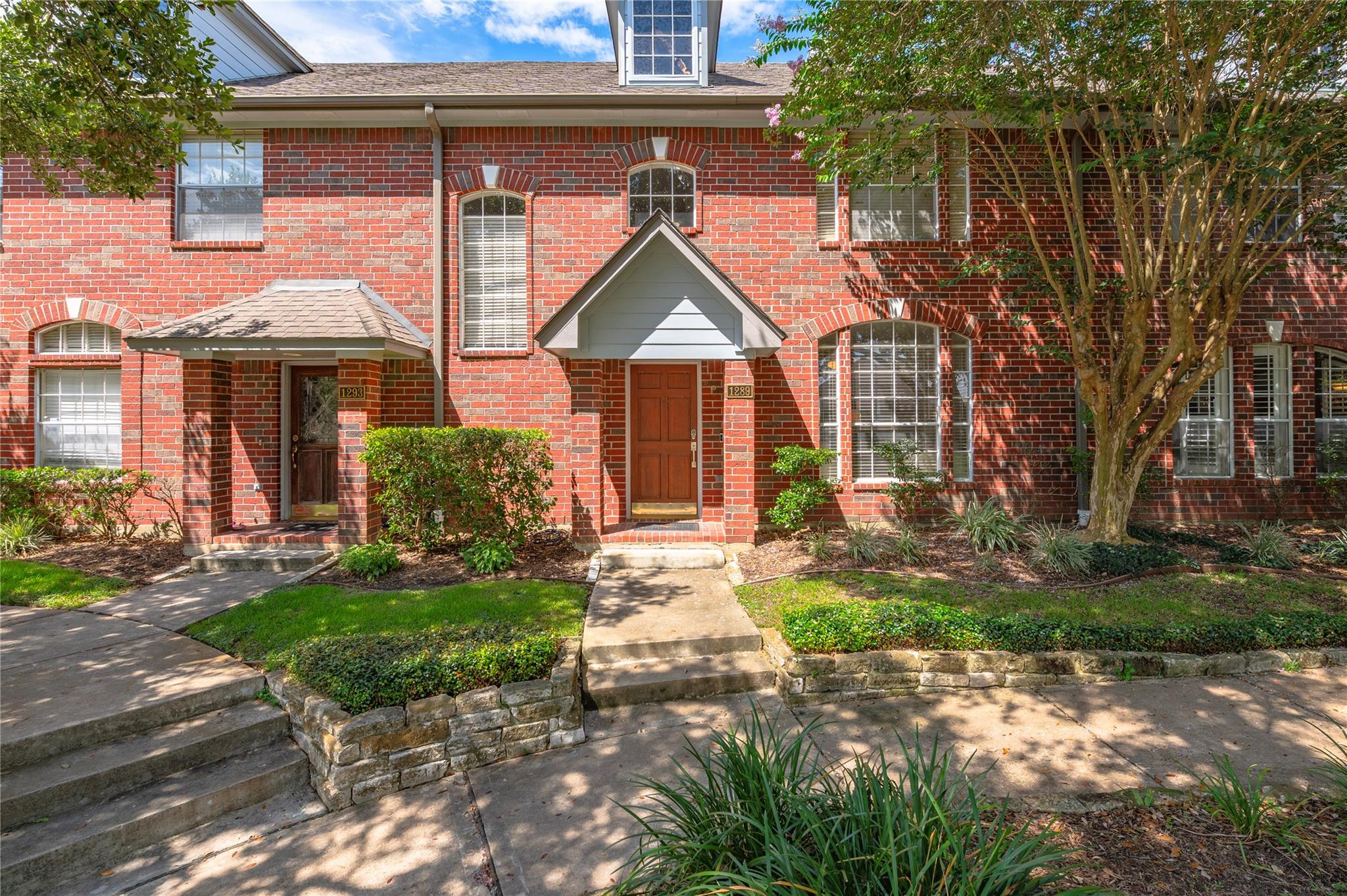 1289 El Camino Village Drive — photo