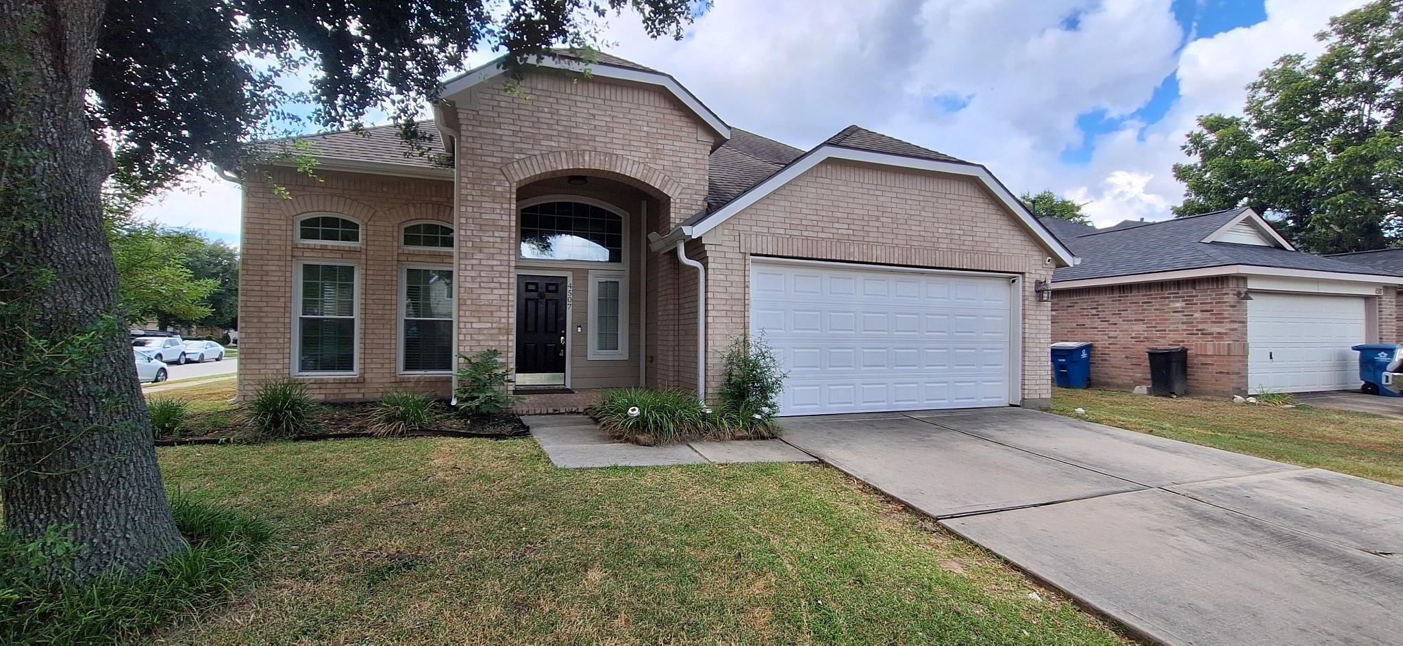4507 Bridgestone Point Drive — photo