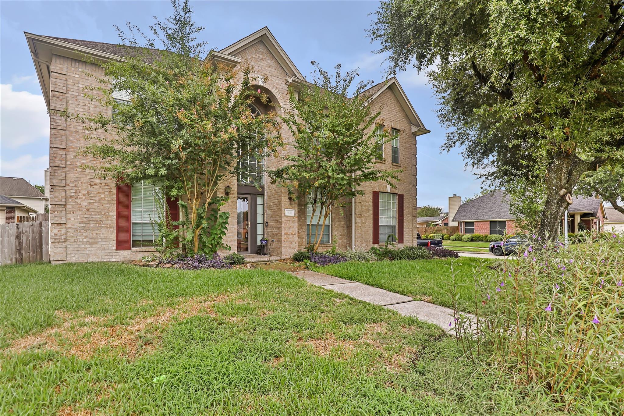 1831 Country Club Cove Drive — photo