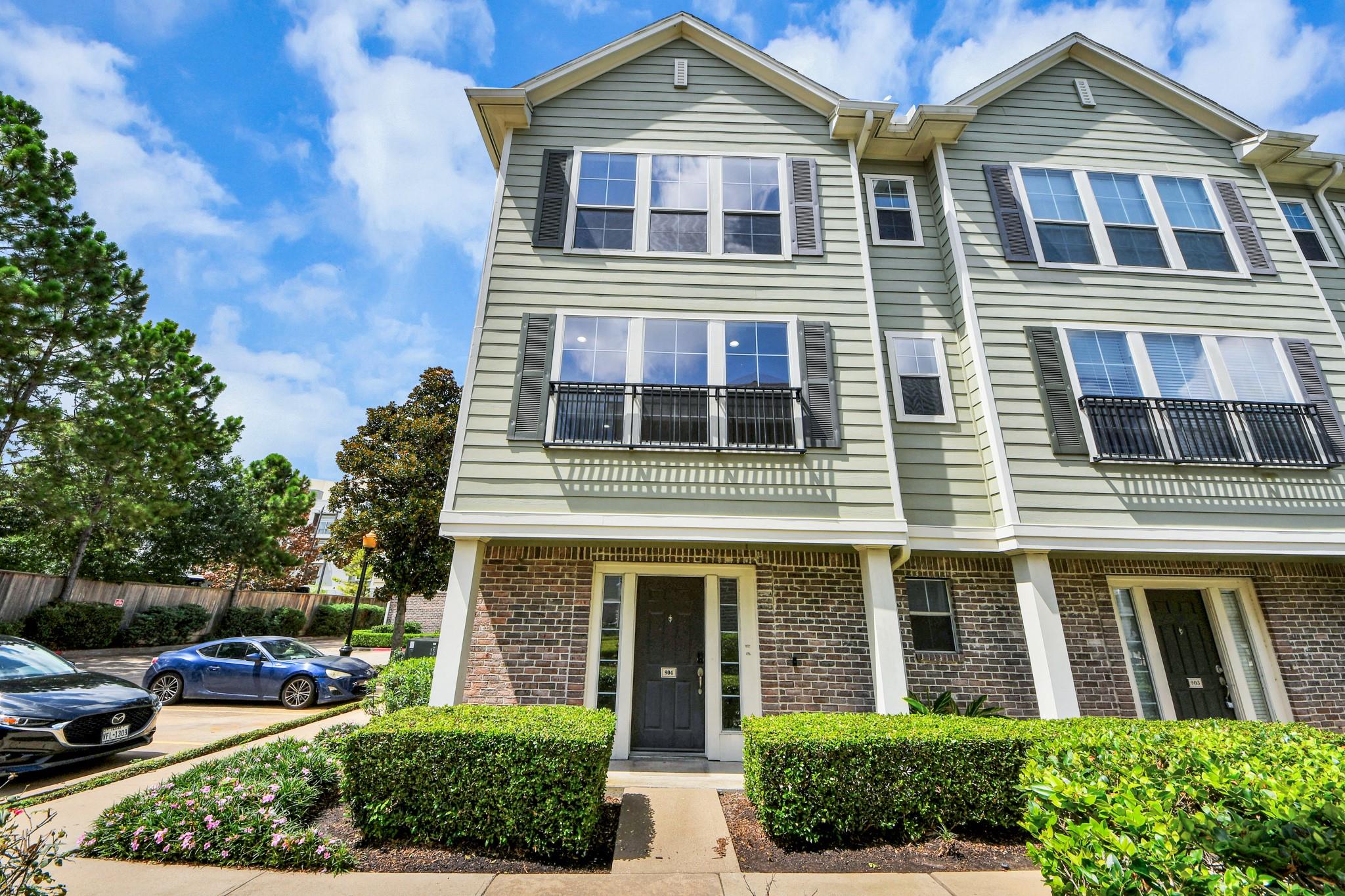 3001 Murworth Drive #904 — photo