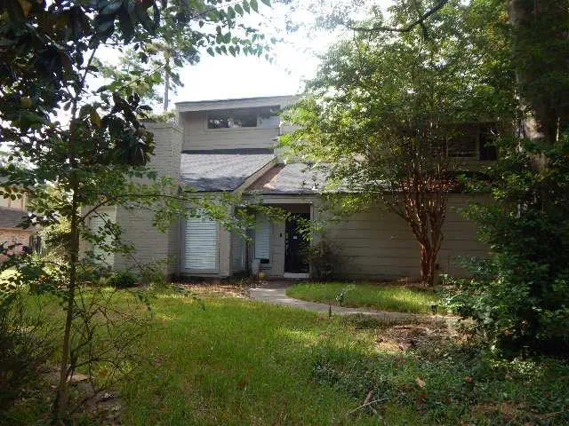 6211 Jadecrest Drive — photo