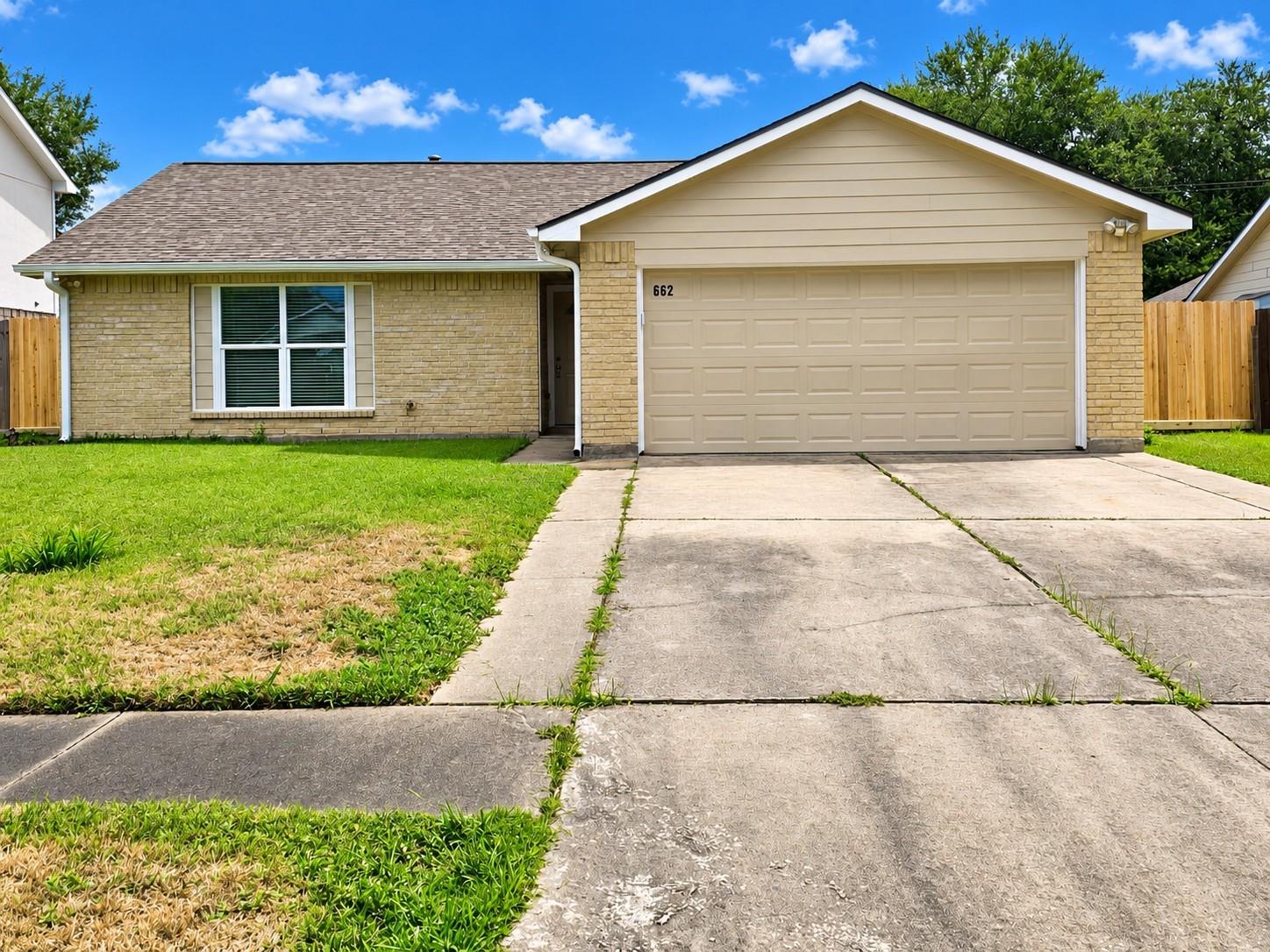 662 Fair Oak Drive — photo