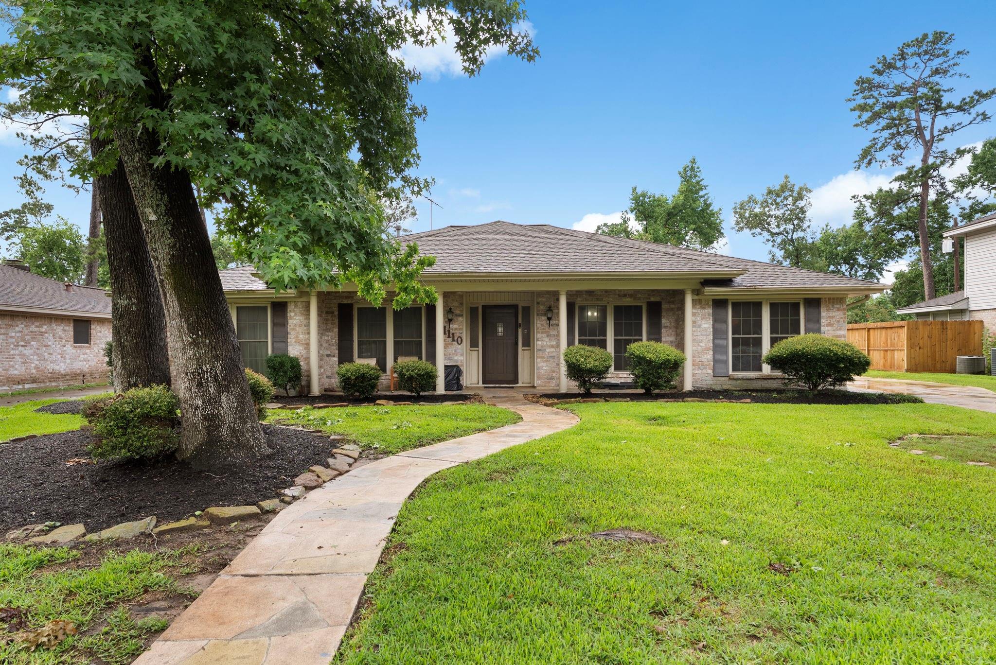 1110 Pear Tree Lane — photo