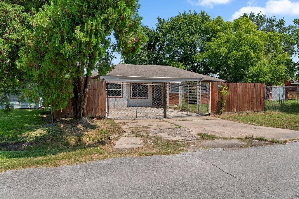 7417 Miley Street — photo