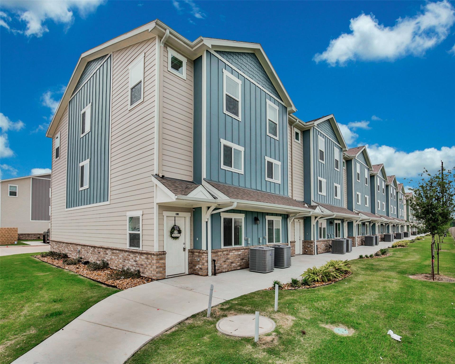 21155 Gosling Road #18D — photo