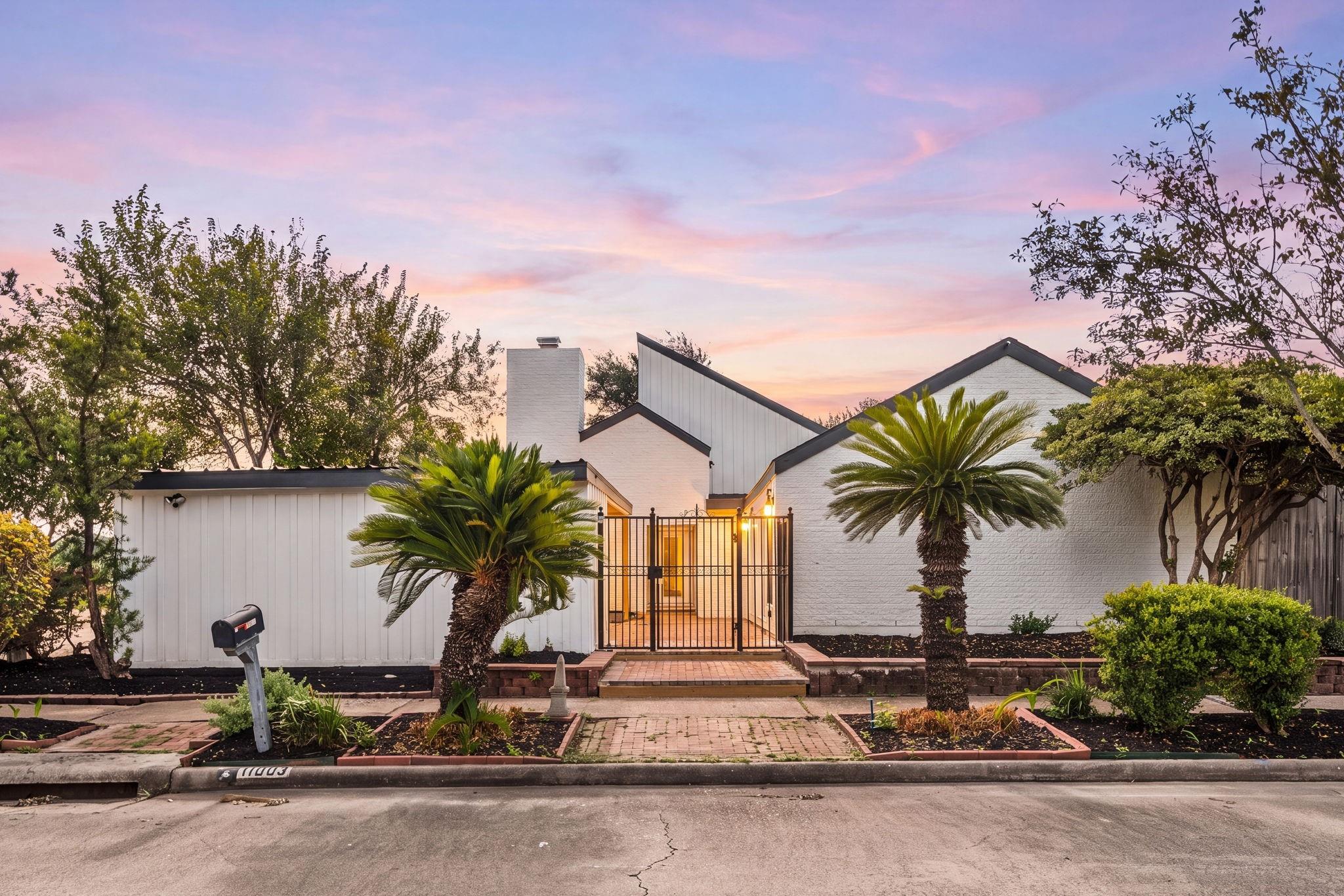 11003 Bellbrook Drive — photo