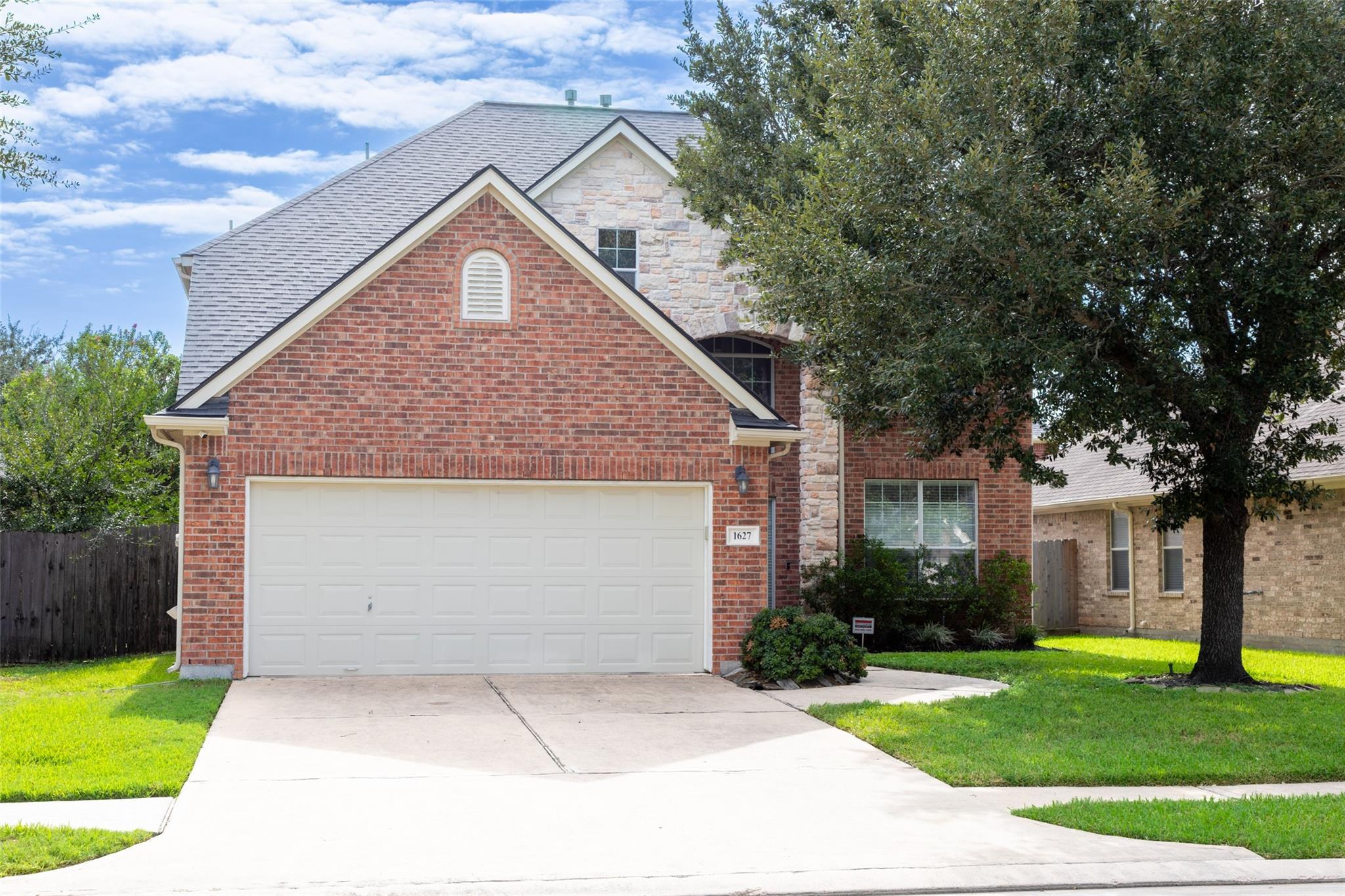 1627 Landimore Court — photo
