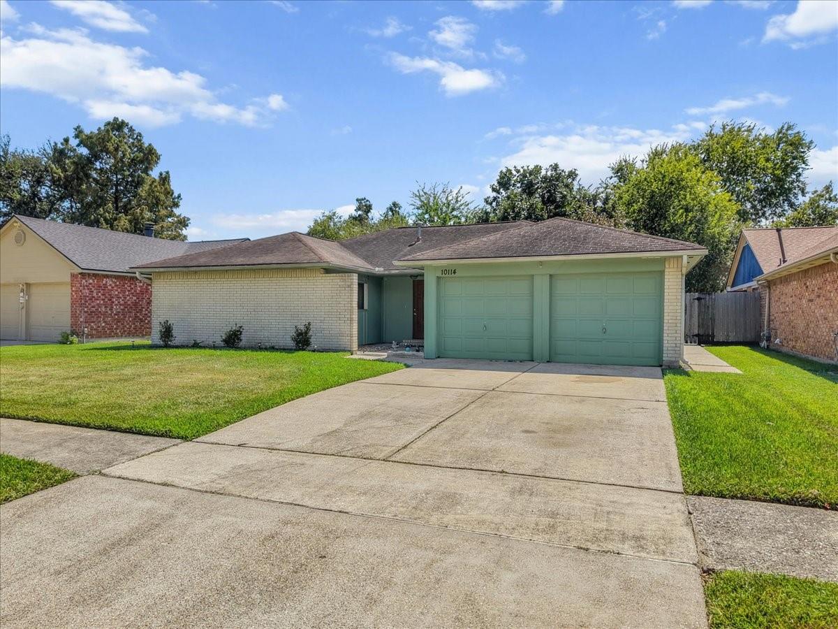 10114 Roseberry Drive — photo