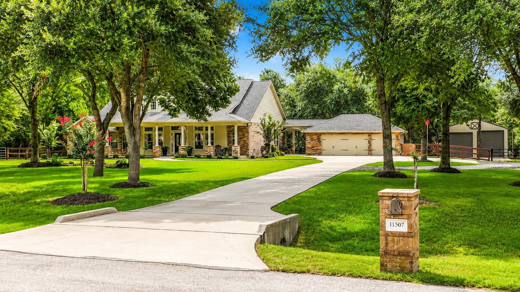 11507 Kingford Court — photo