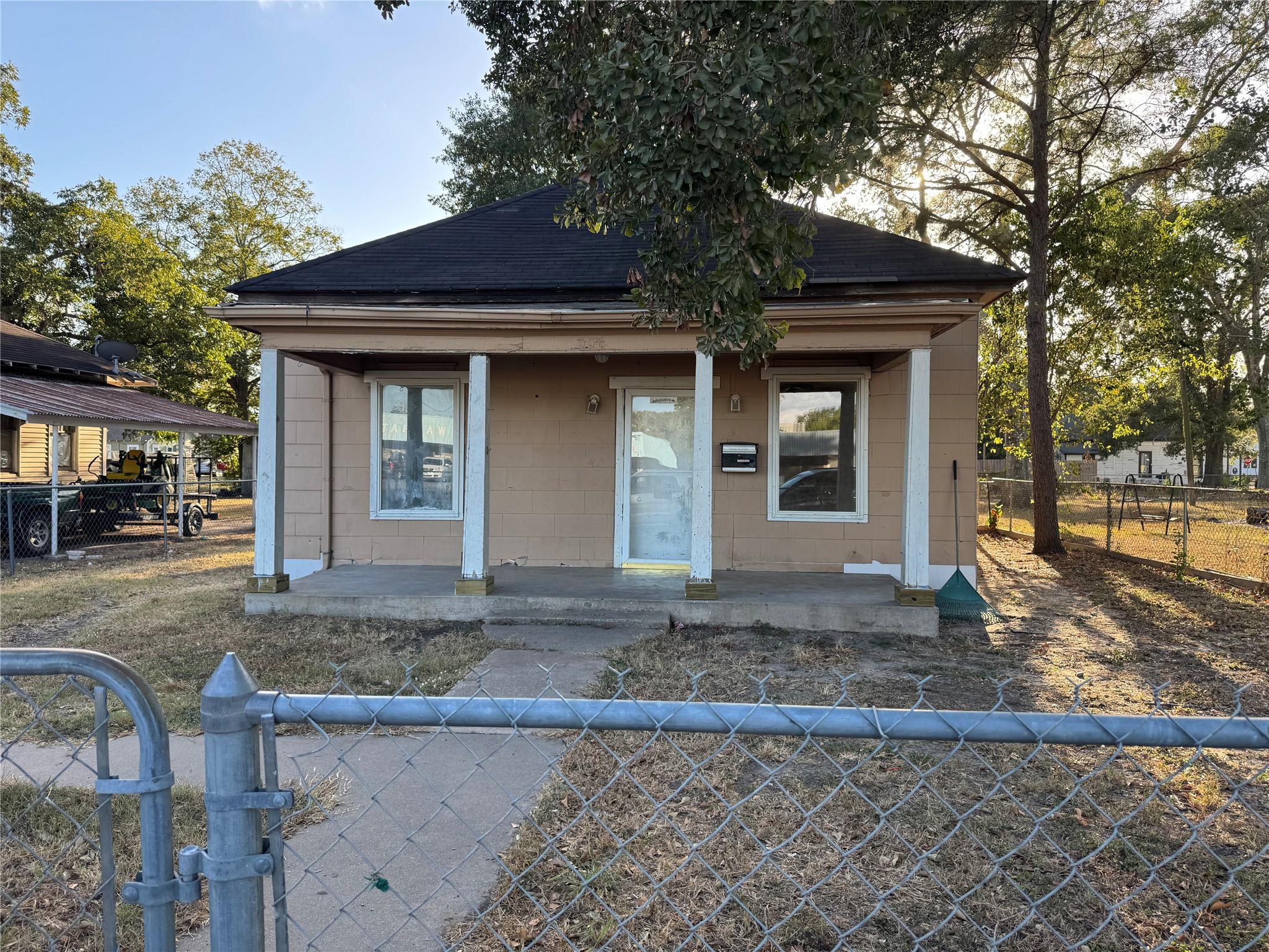 506 S Mechanic Street — photo