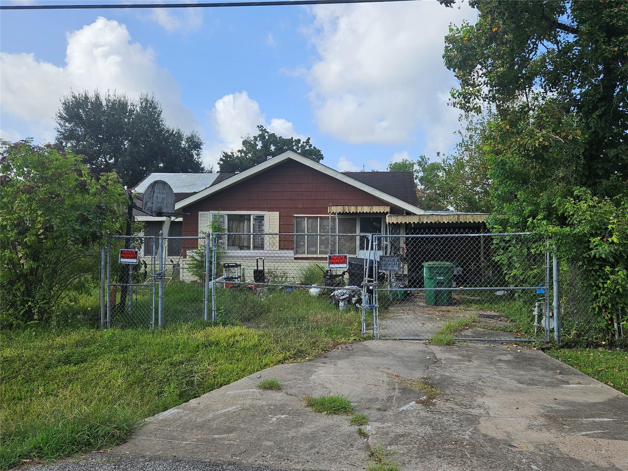 6826 Larkstone Street — photo