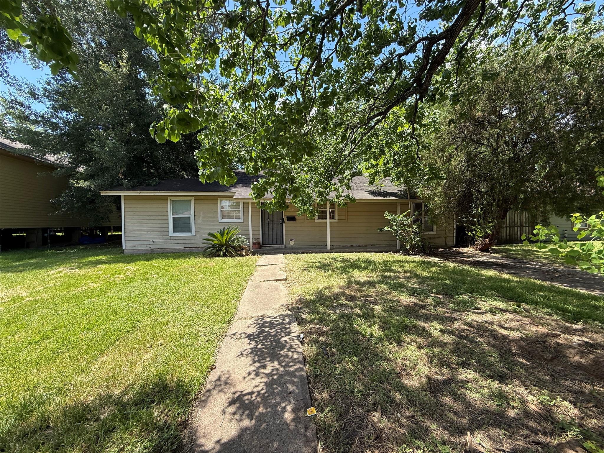 6026 Glenhurst Drive — photo