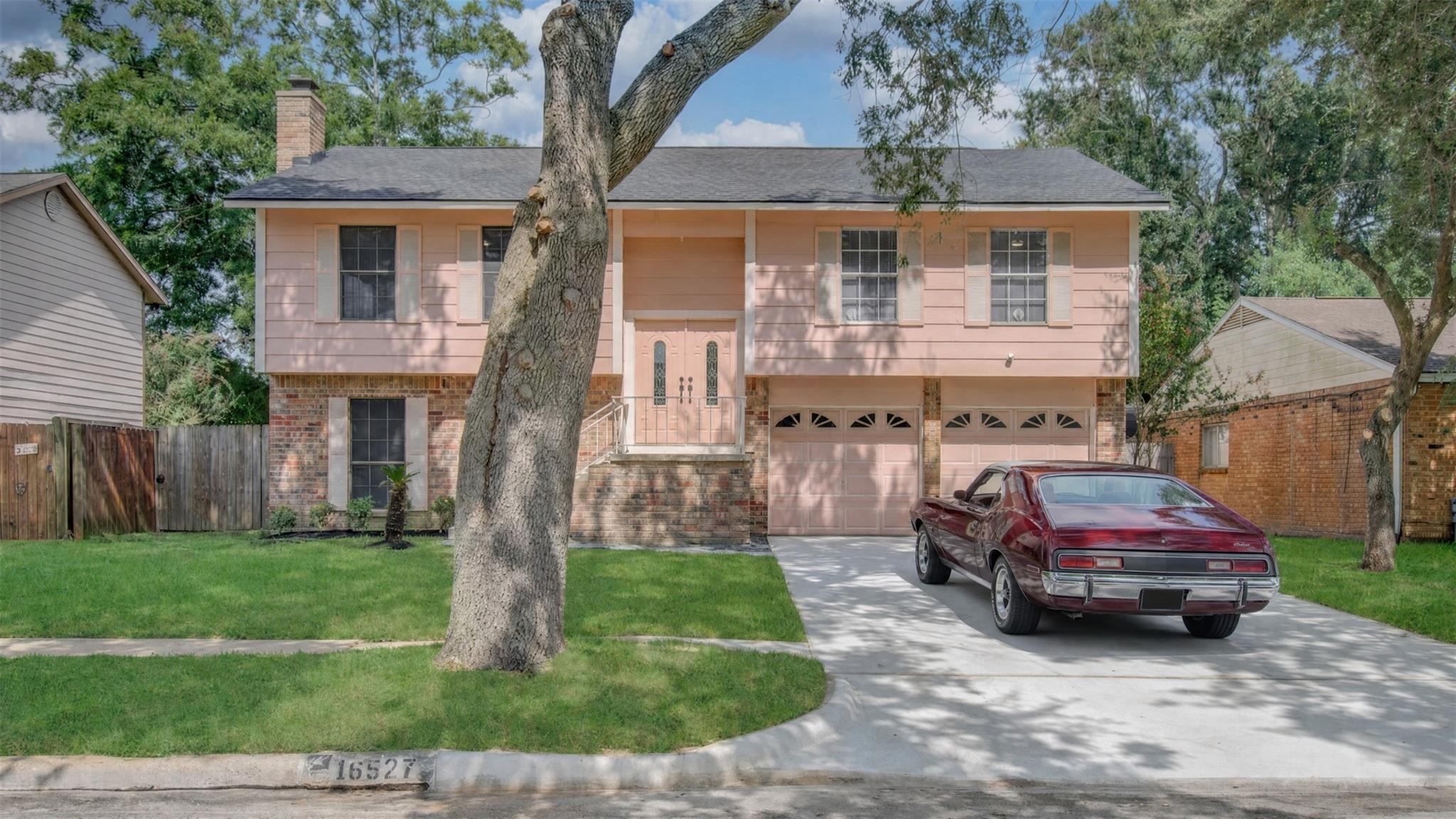 16527 Quail Dale Drive — photo
