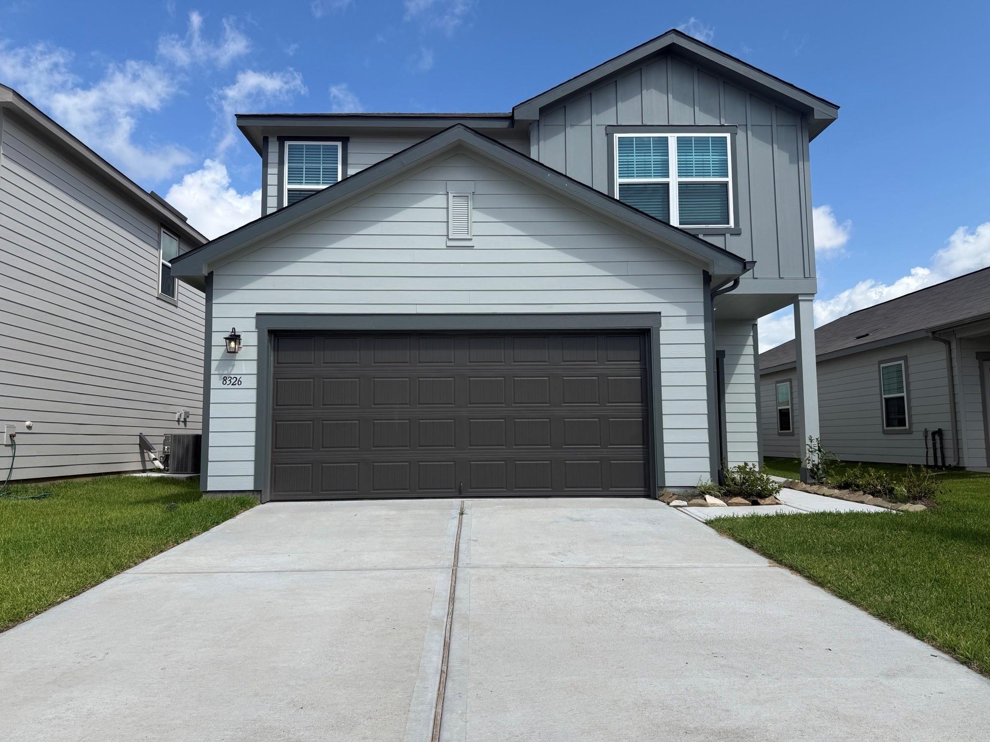 8326 Vacek Crossing Way — photo