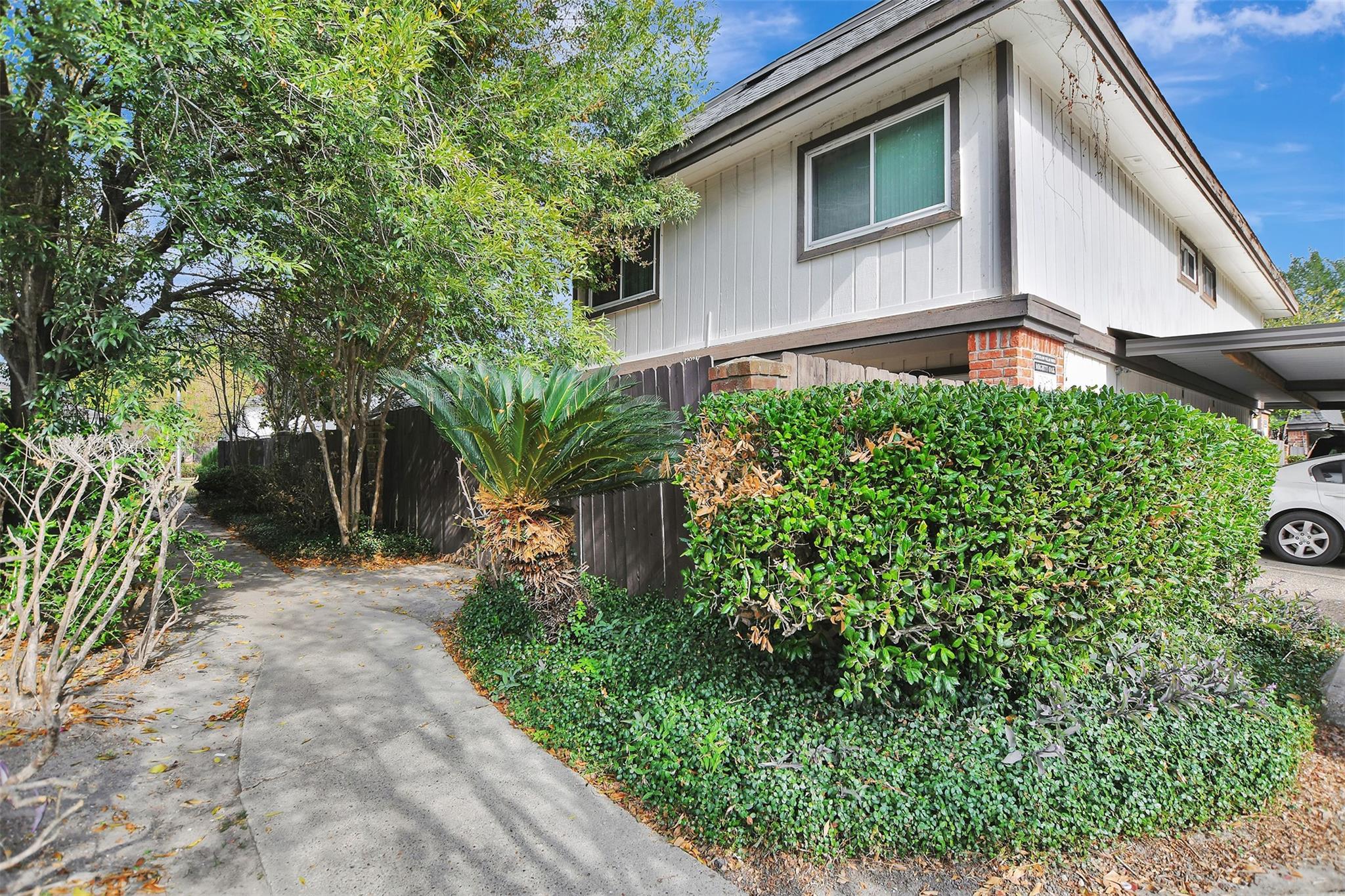 12024B Mighty Oak Drive — photo