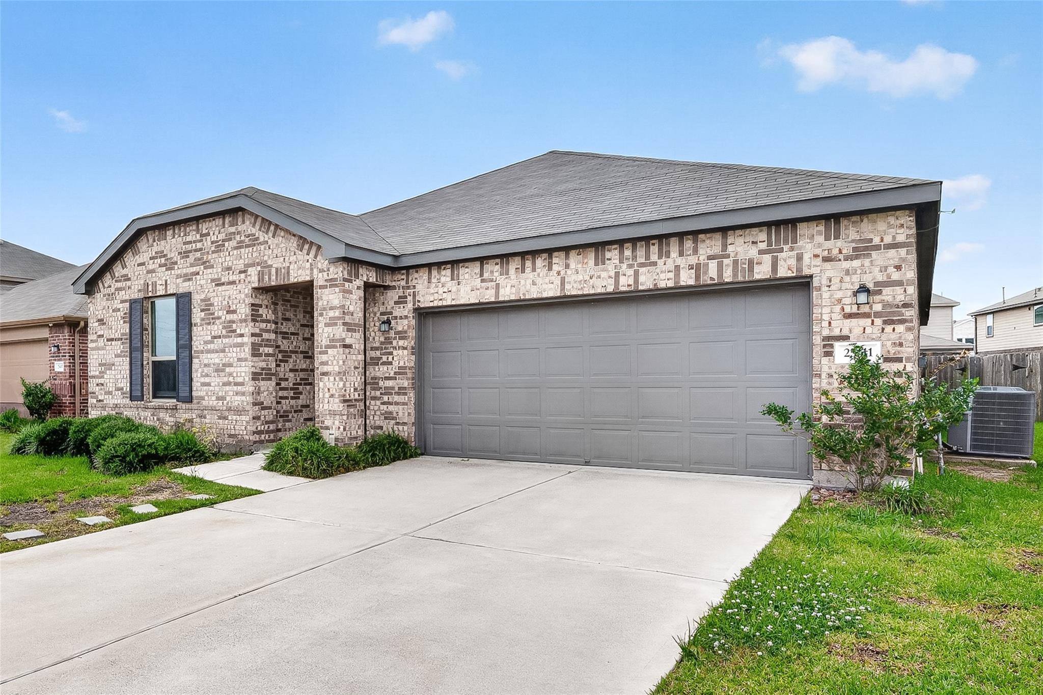 25611 Reign Wayman Court — photo