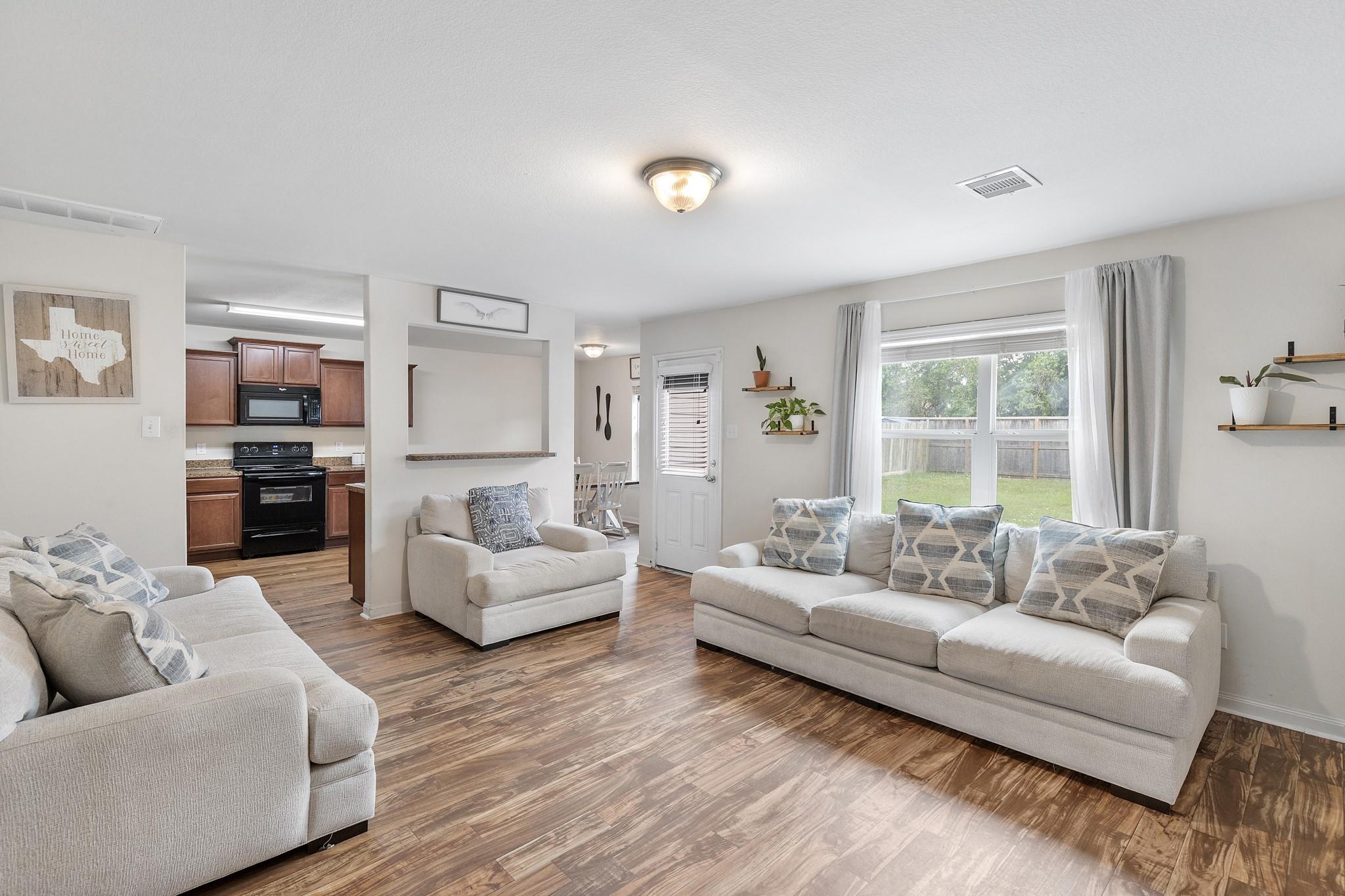 10035 Meadow Mill Forest Lane — photo