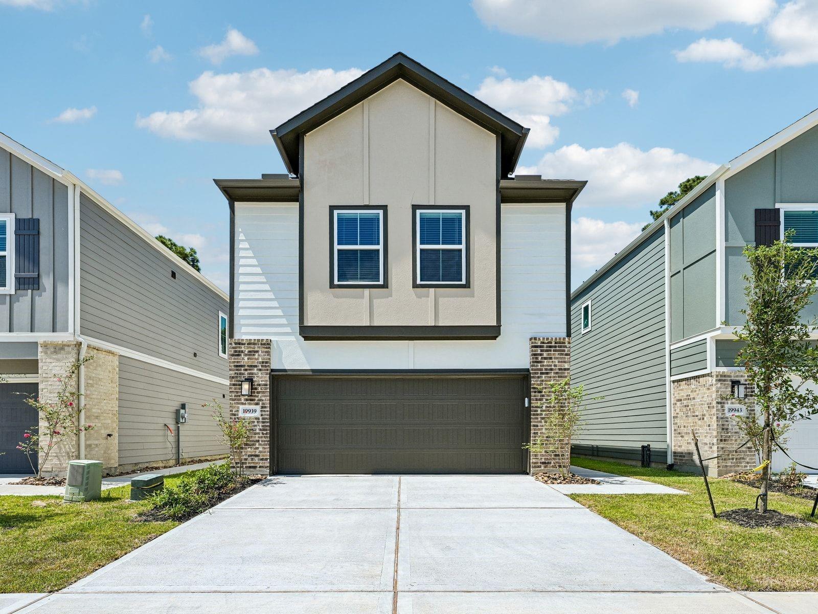 19939 Emerald Bend Way — photo