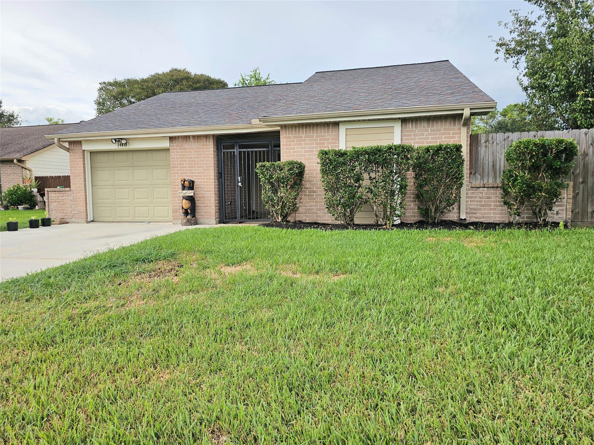 14018 Panhandle Drive — photo