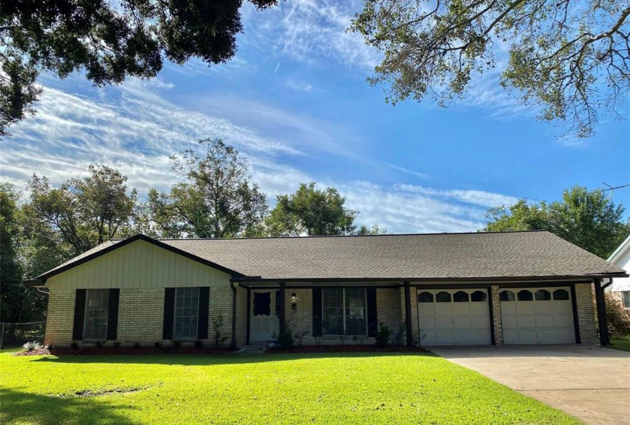 1116 Frances Drive — photo