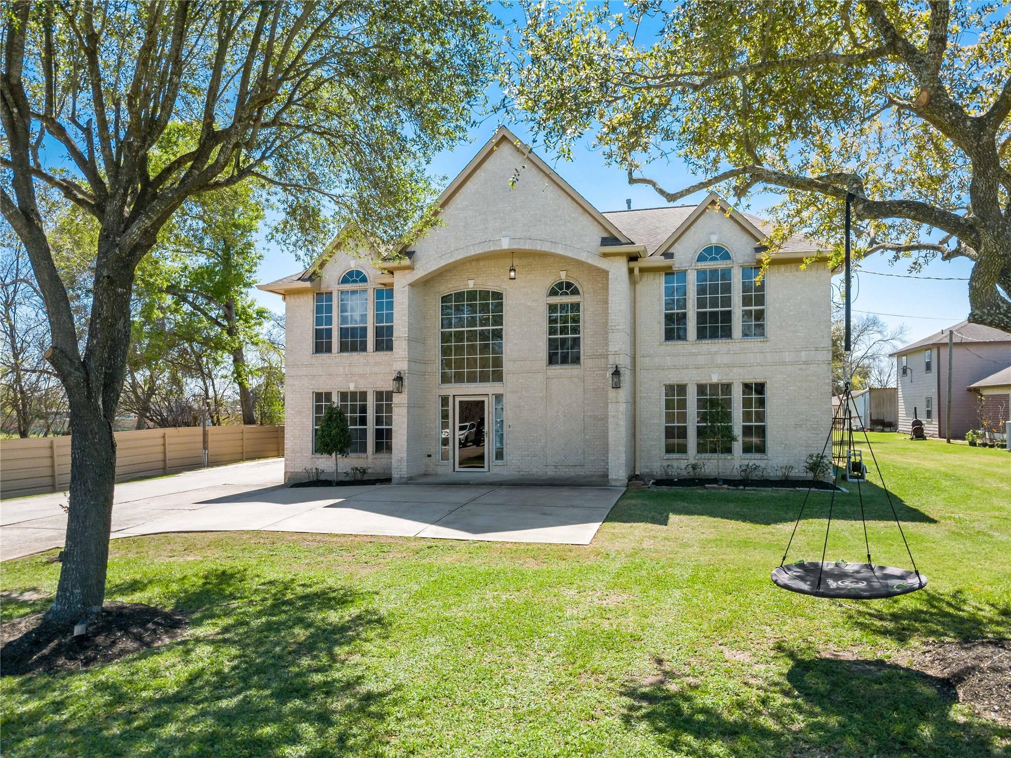 5631 Brookfield Drive — photo
