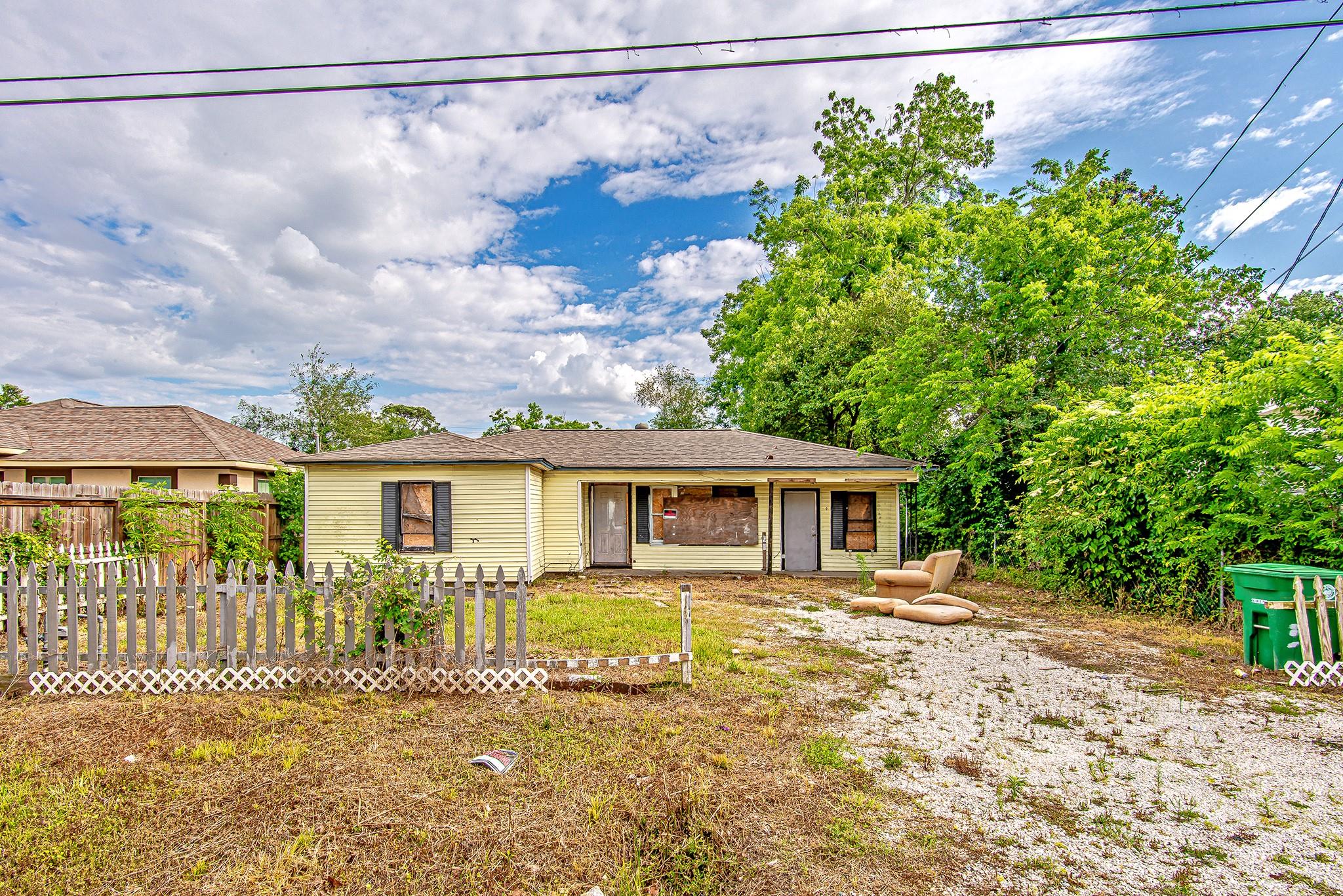 8022 Talton Street — photo