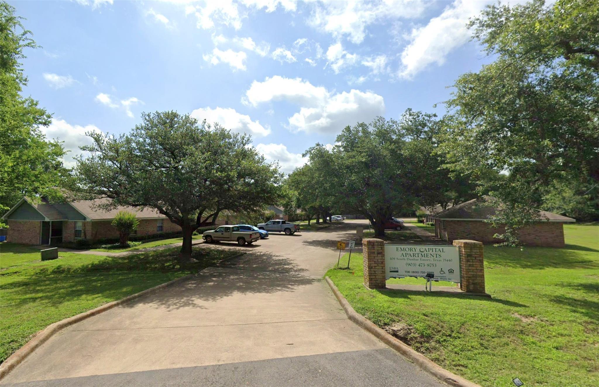 109 S Dunbar Lane — photo