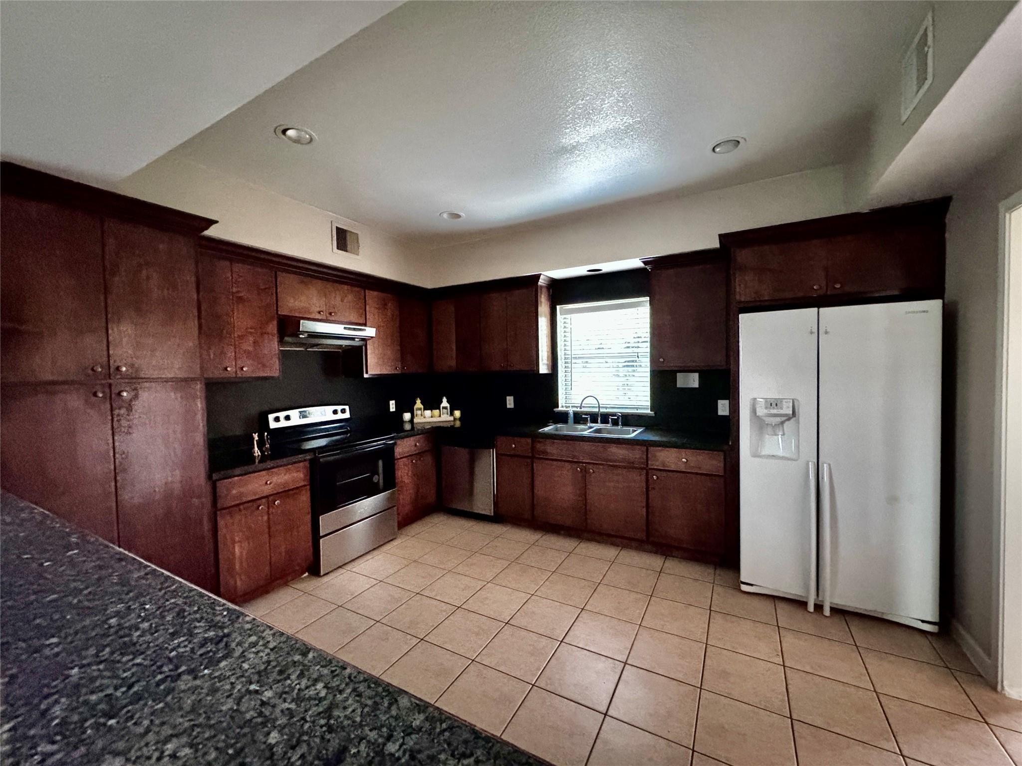 46410 I-10 E, Winnie, TX 77665 — photo 3