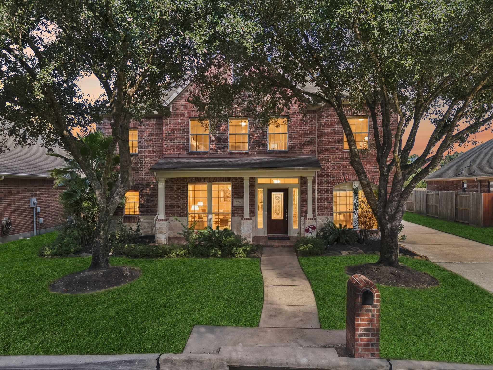 8910 Cote Court — photo
