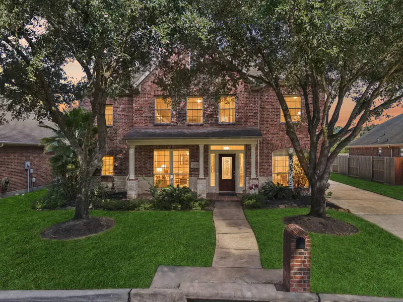 8910 Cote Court — photo