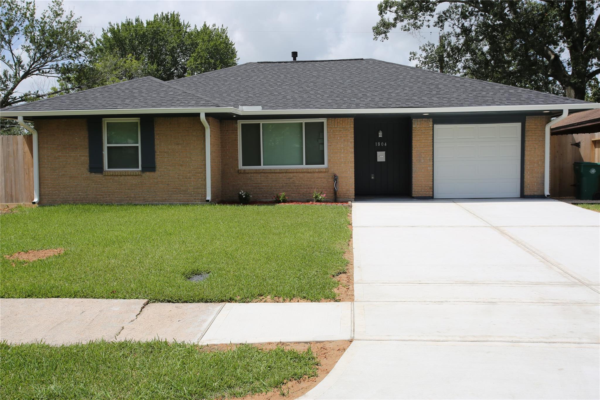 1804 Jane Drive — photo