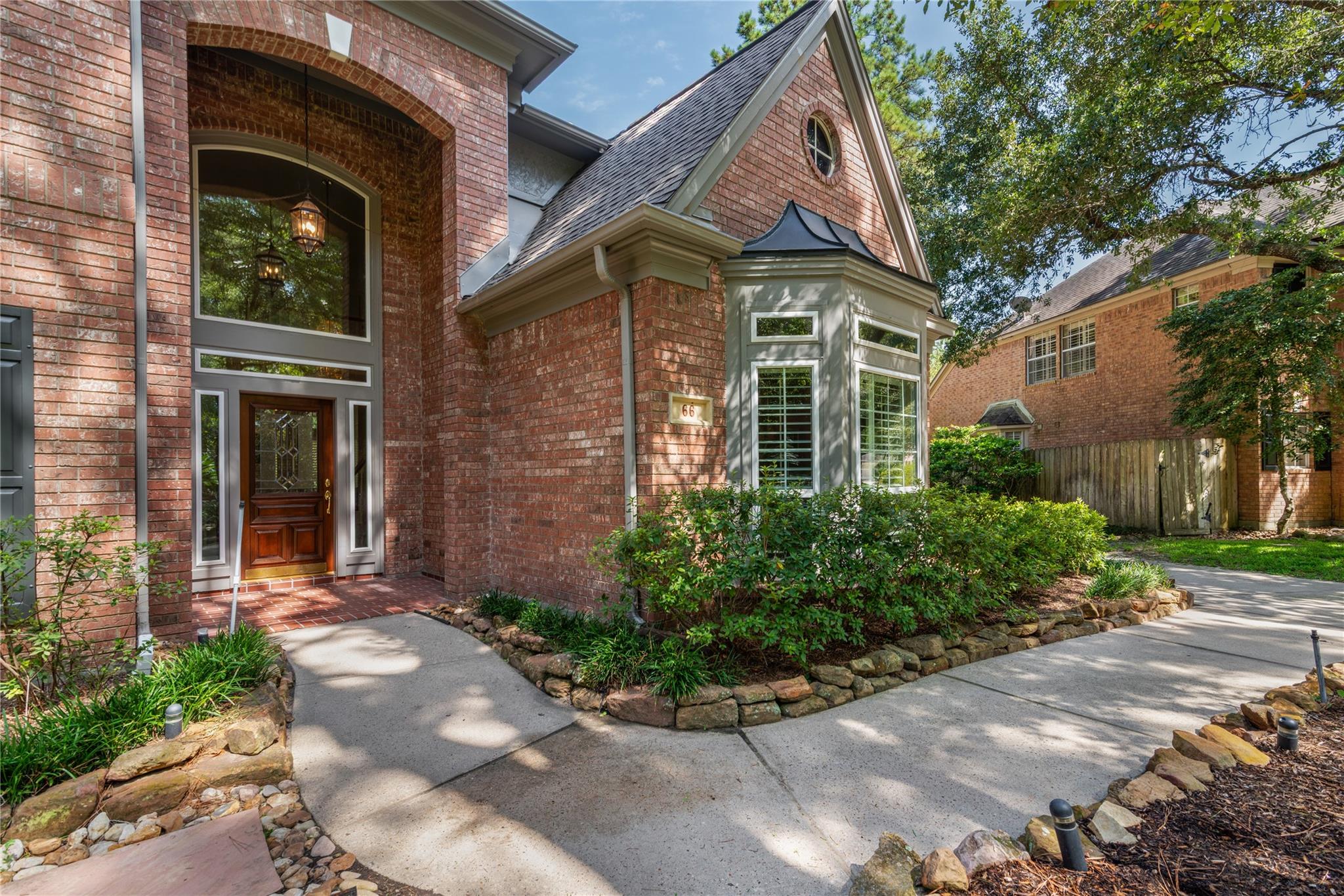 66 Coldbrook Court, The Woodlands, TX 77381 — photo 3