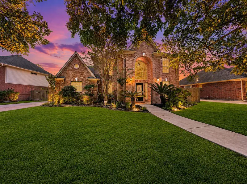 19107 Cypress Estates Court — photo