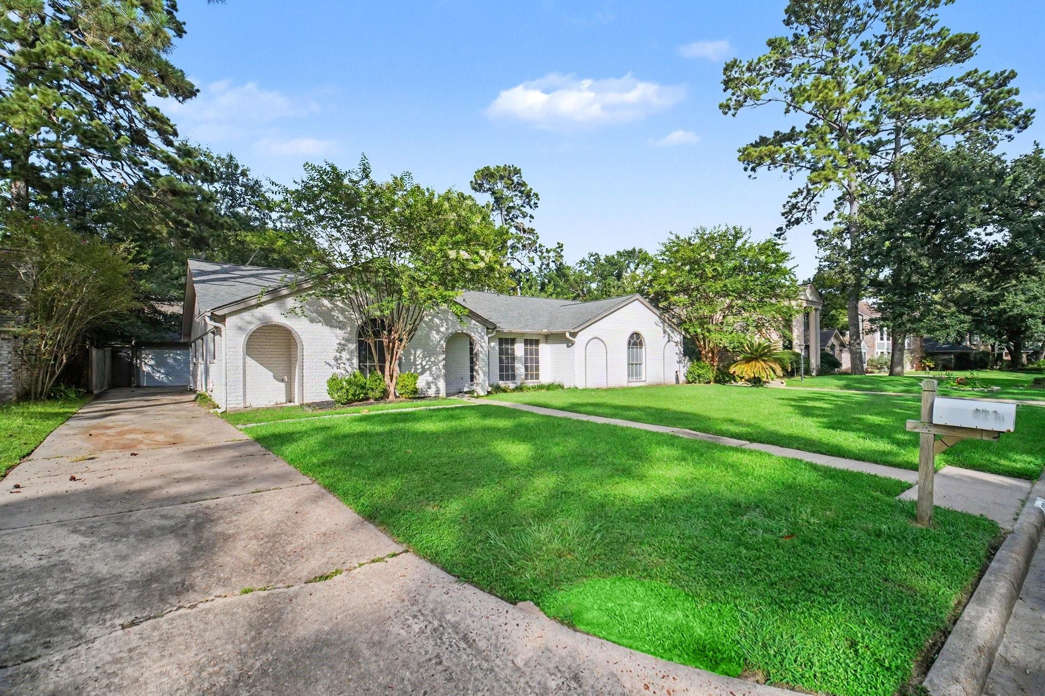 12614 Rocky Hill Drive — photo