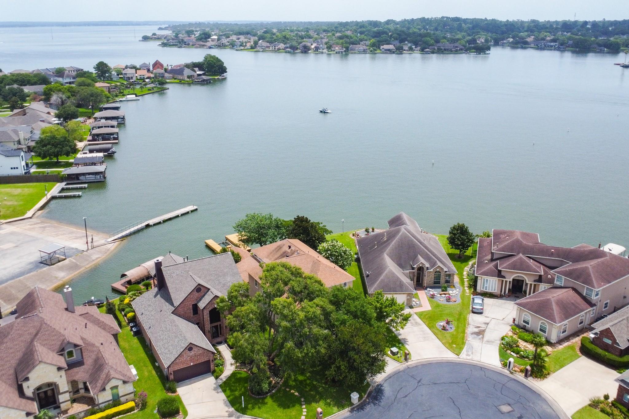 309 Harbor Circle — photo