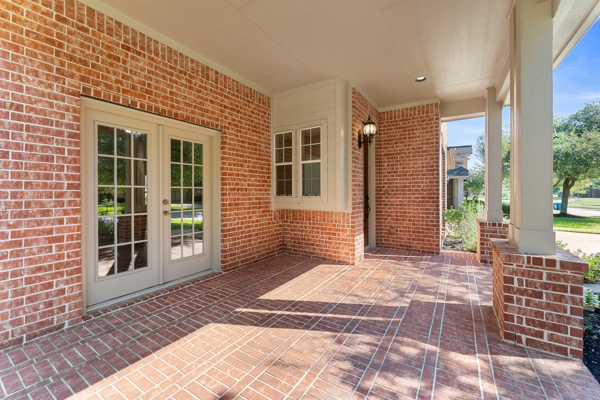 431 Hendricks Forest Lane, Conroe, TX 77384 — photo 3
