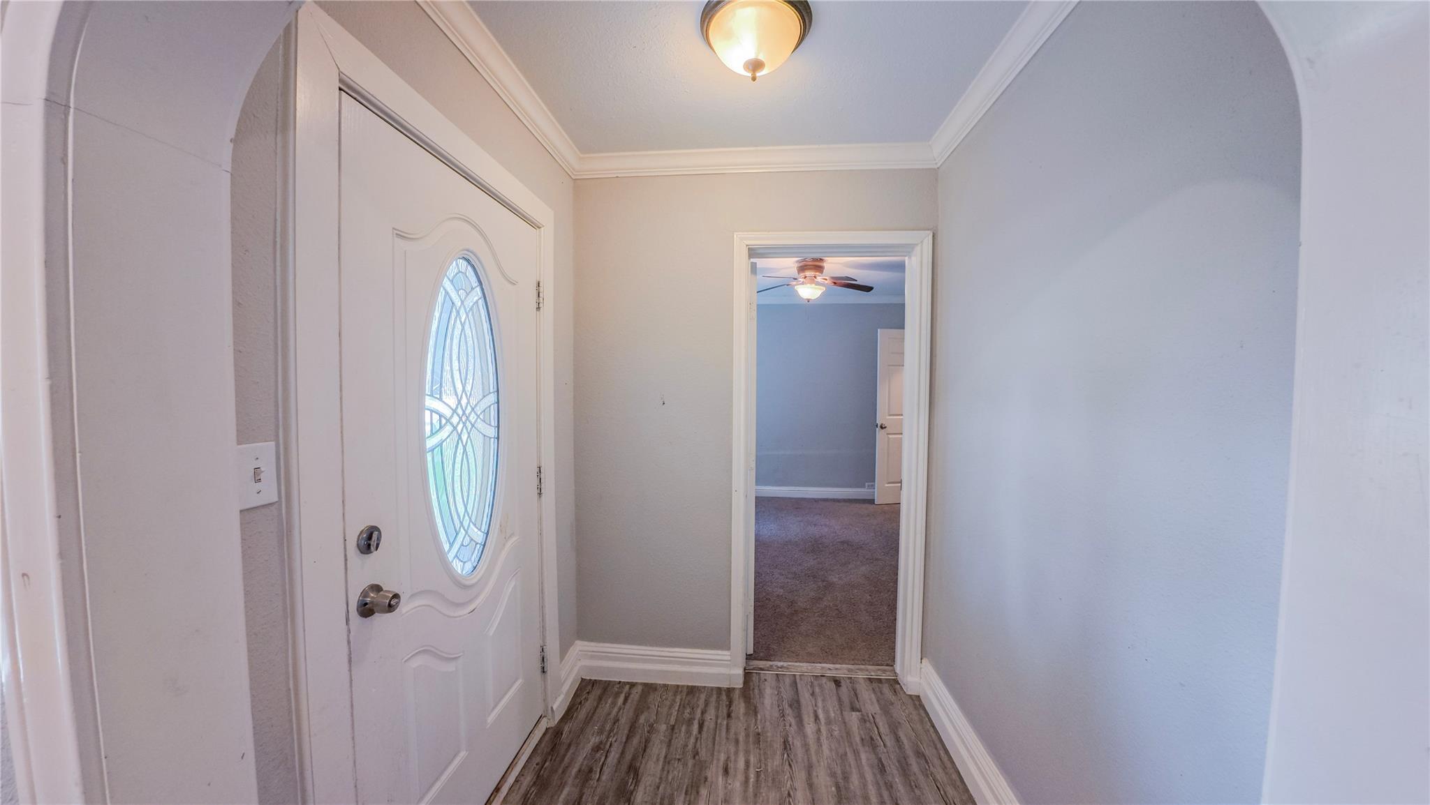 321 Circle Drive, Wharton, TX 77488 — photo 2