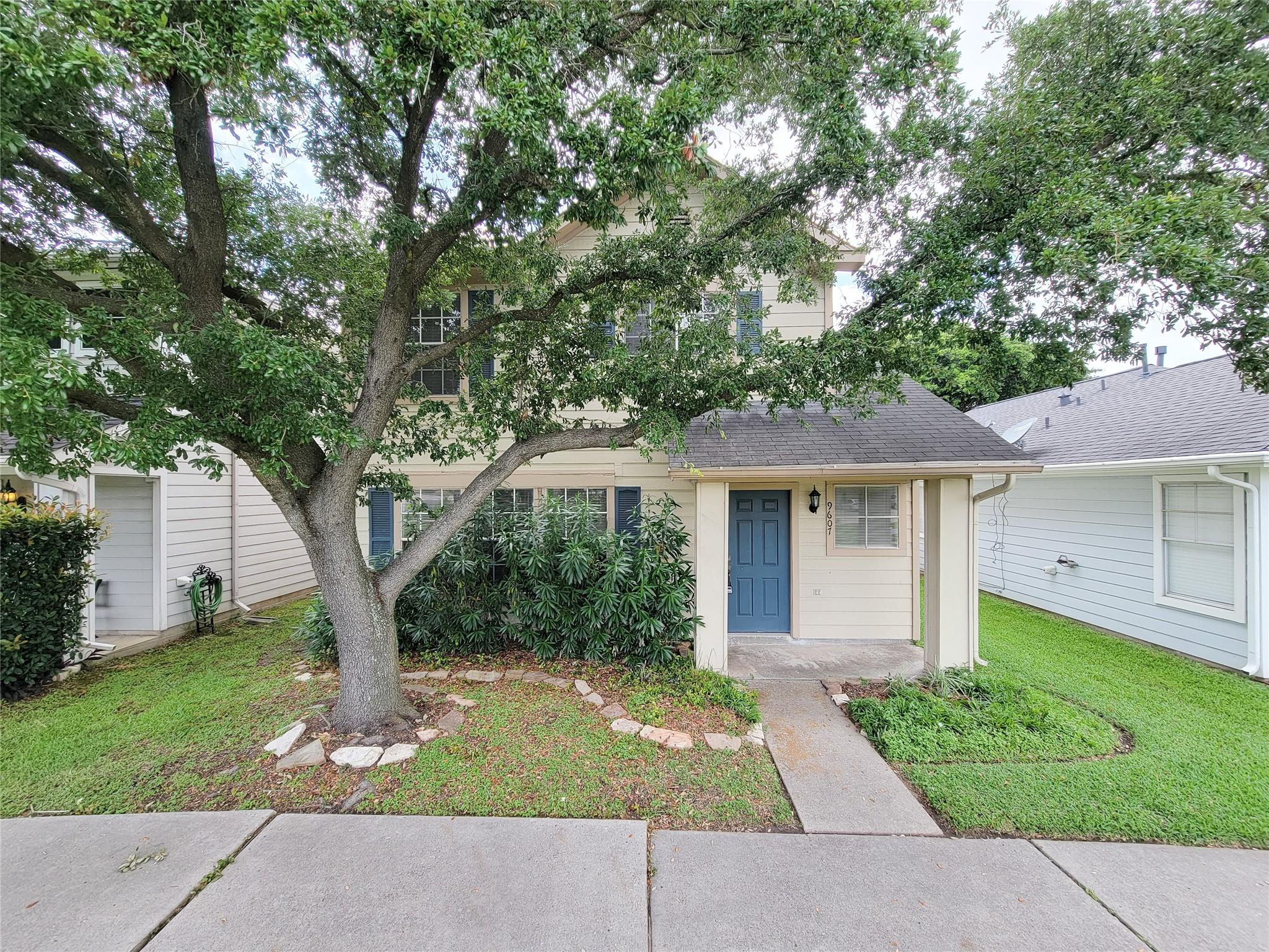 9607 Farrell Drive — photo