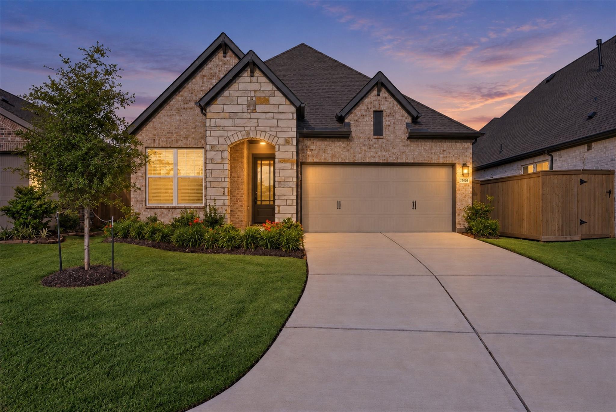 21904 Tall Trees Grove Court — photo