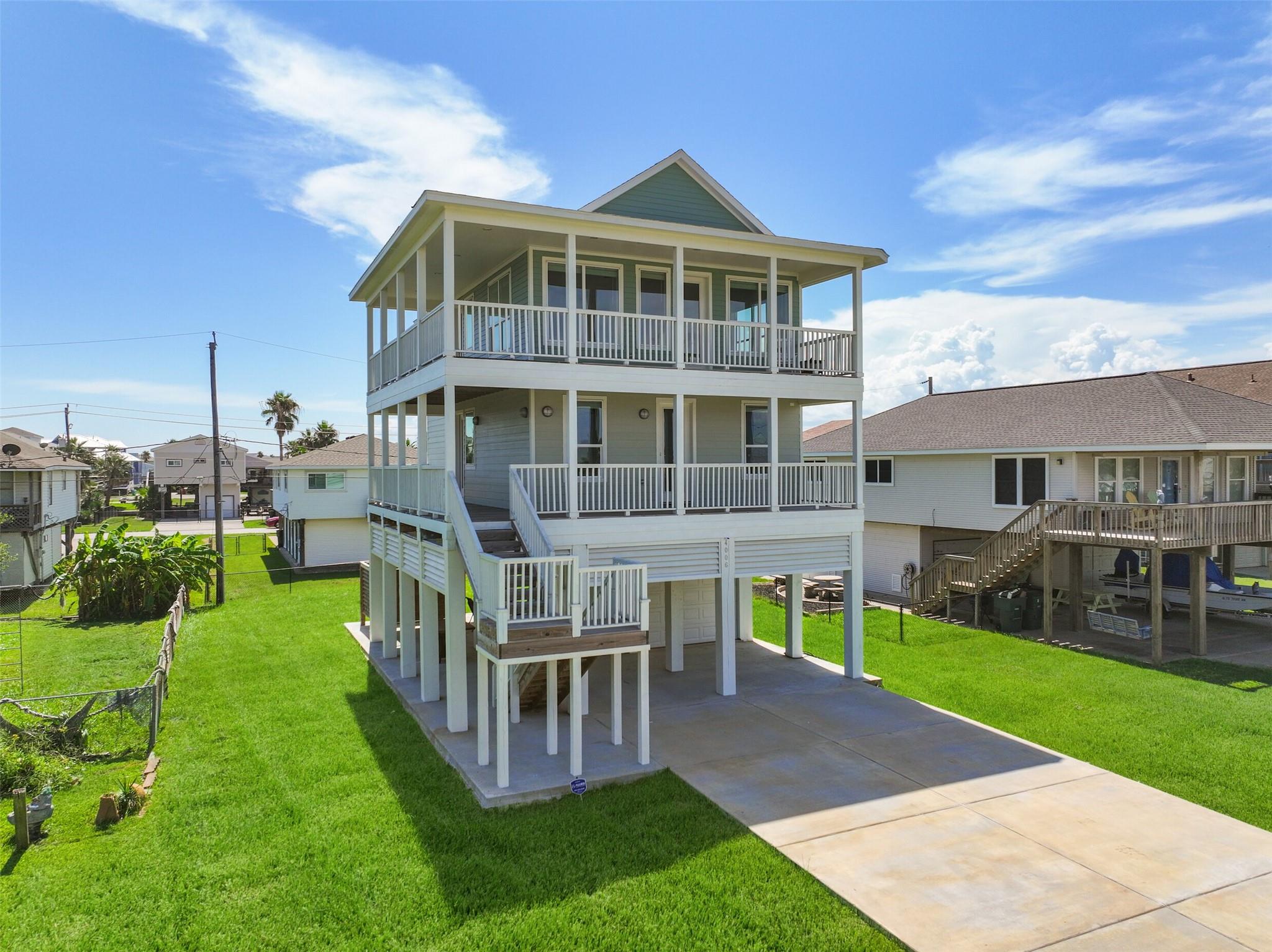 4006 Fort Bend Drive — photo