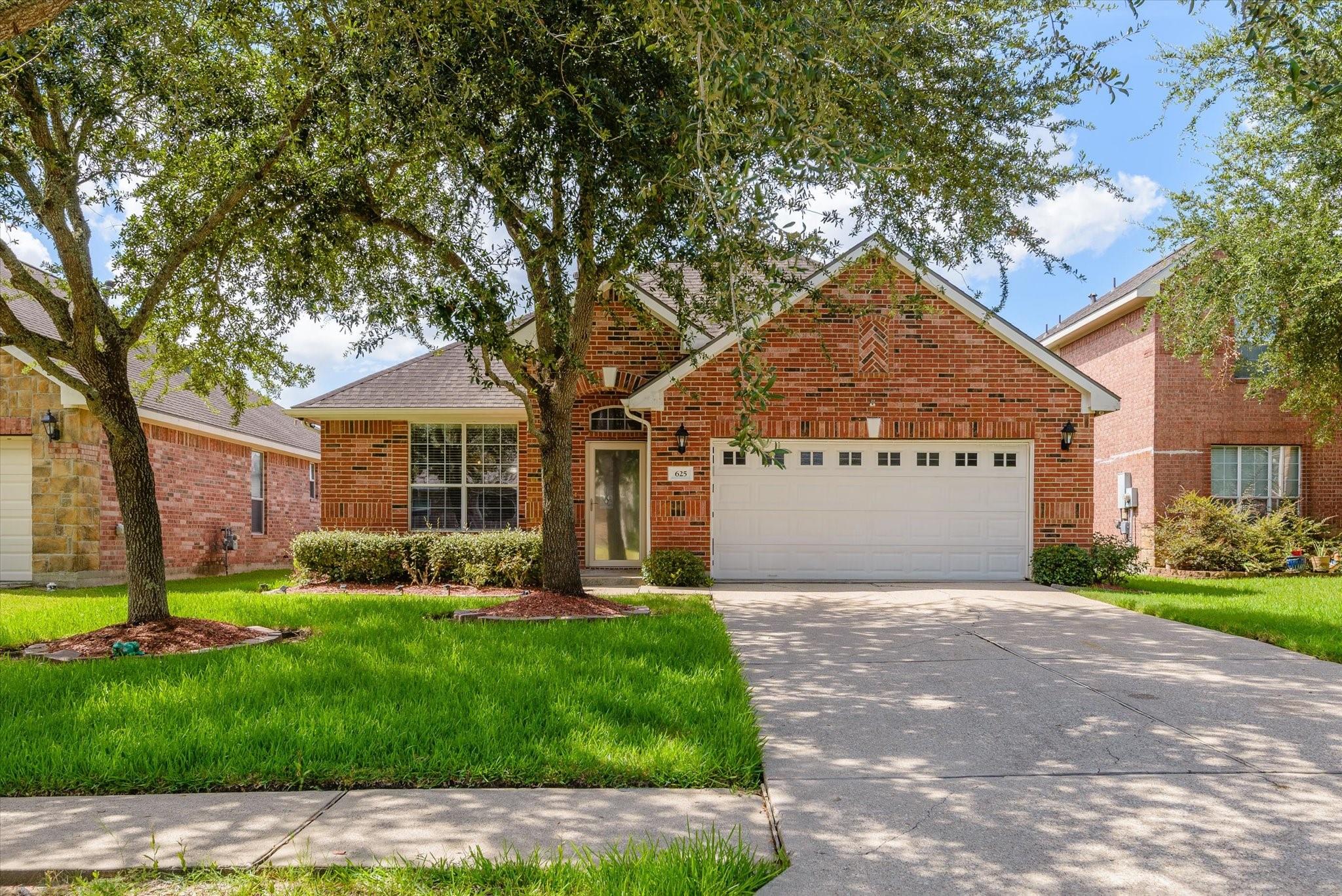 625 Laurelmist Lane — photo