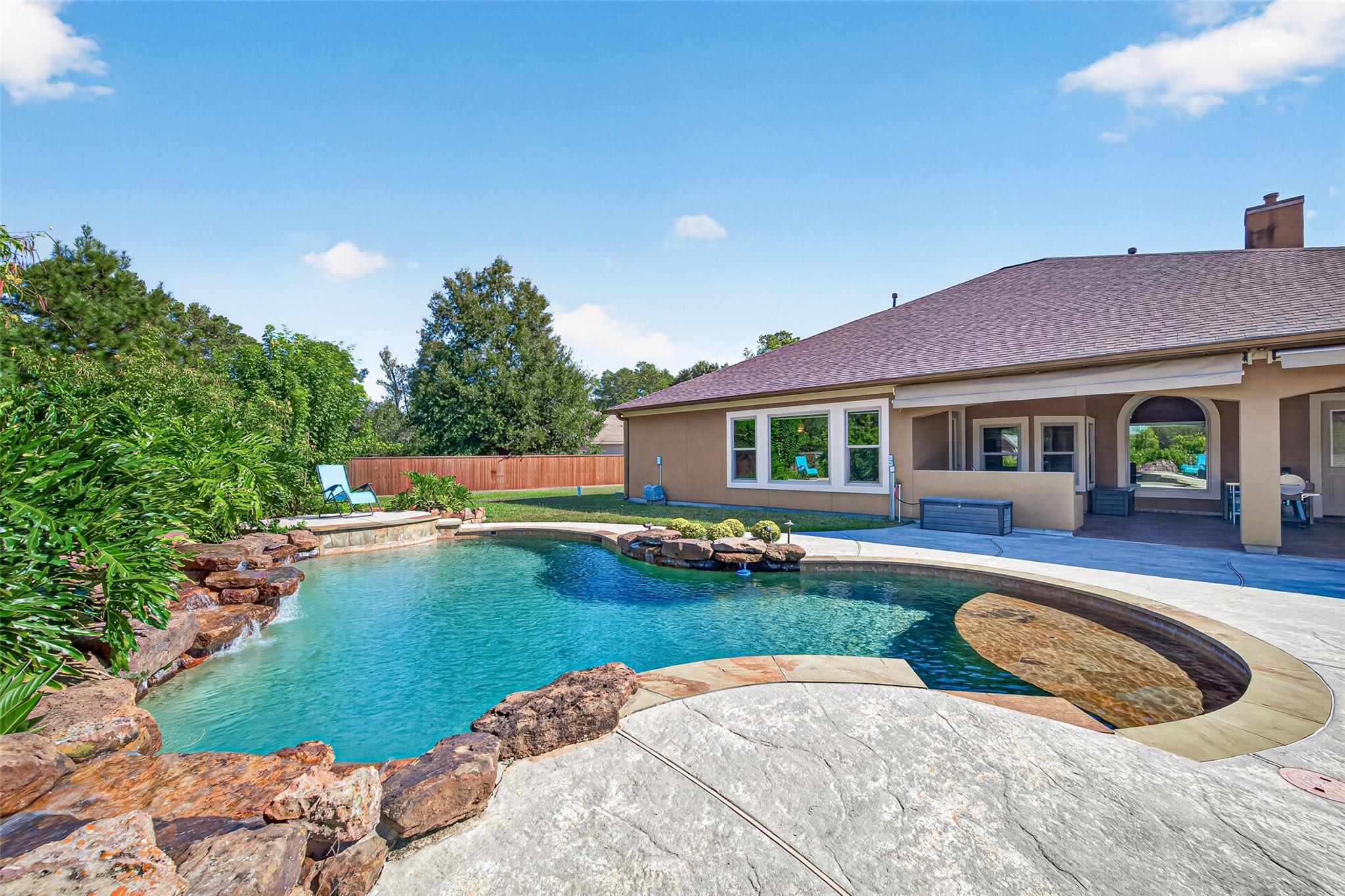 22708 Sonora Drive — photo