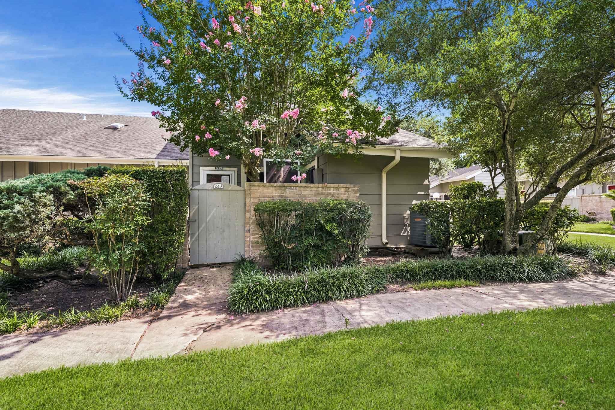 12918 Wirevine Lane — photo