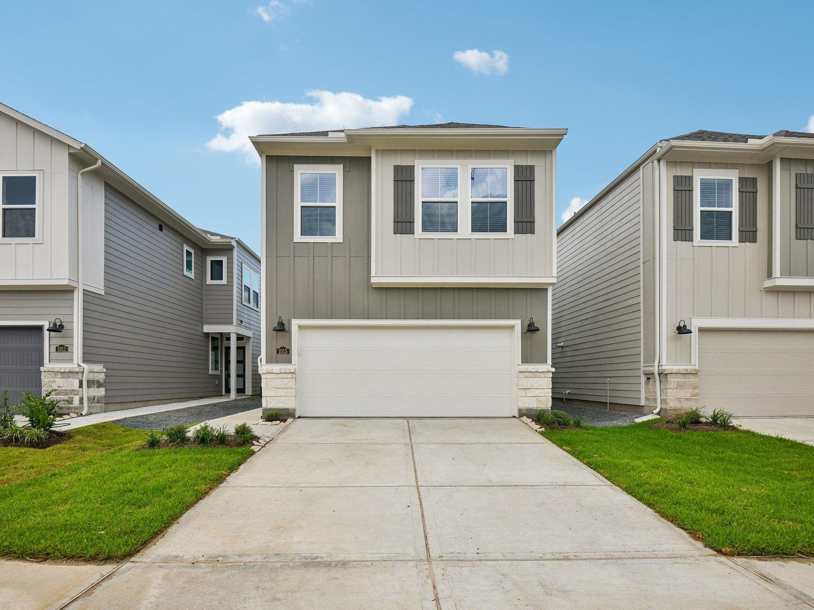 1015 Cedar Place Lane — photo
