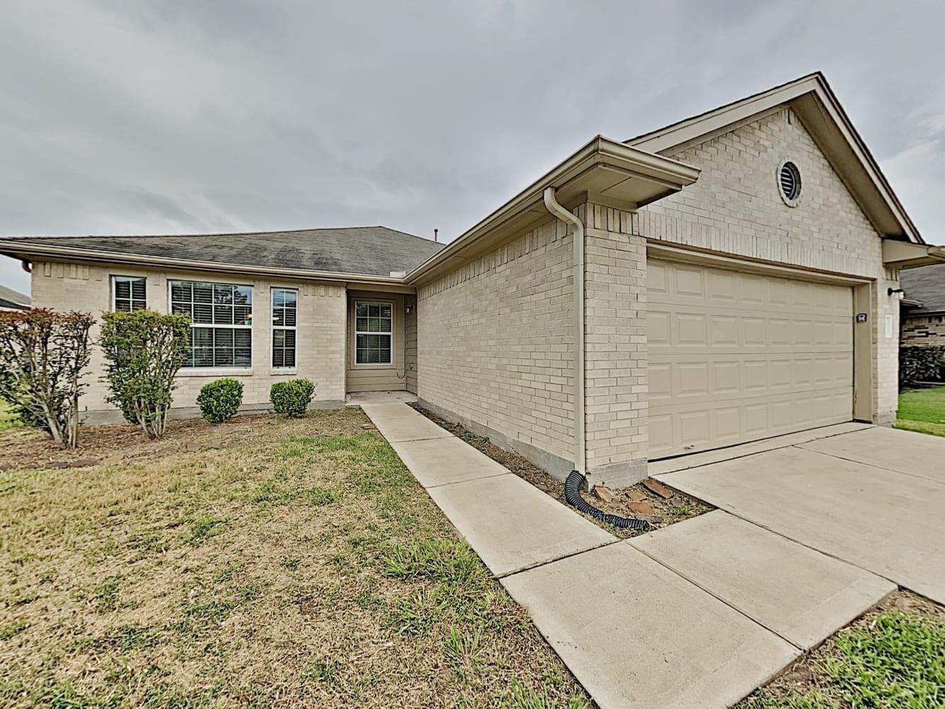 4026 Hawthorne Glen Court — photo
