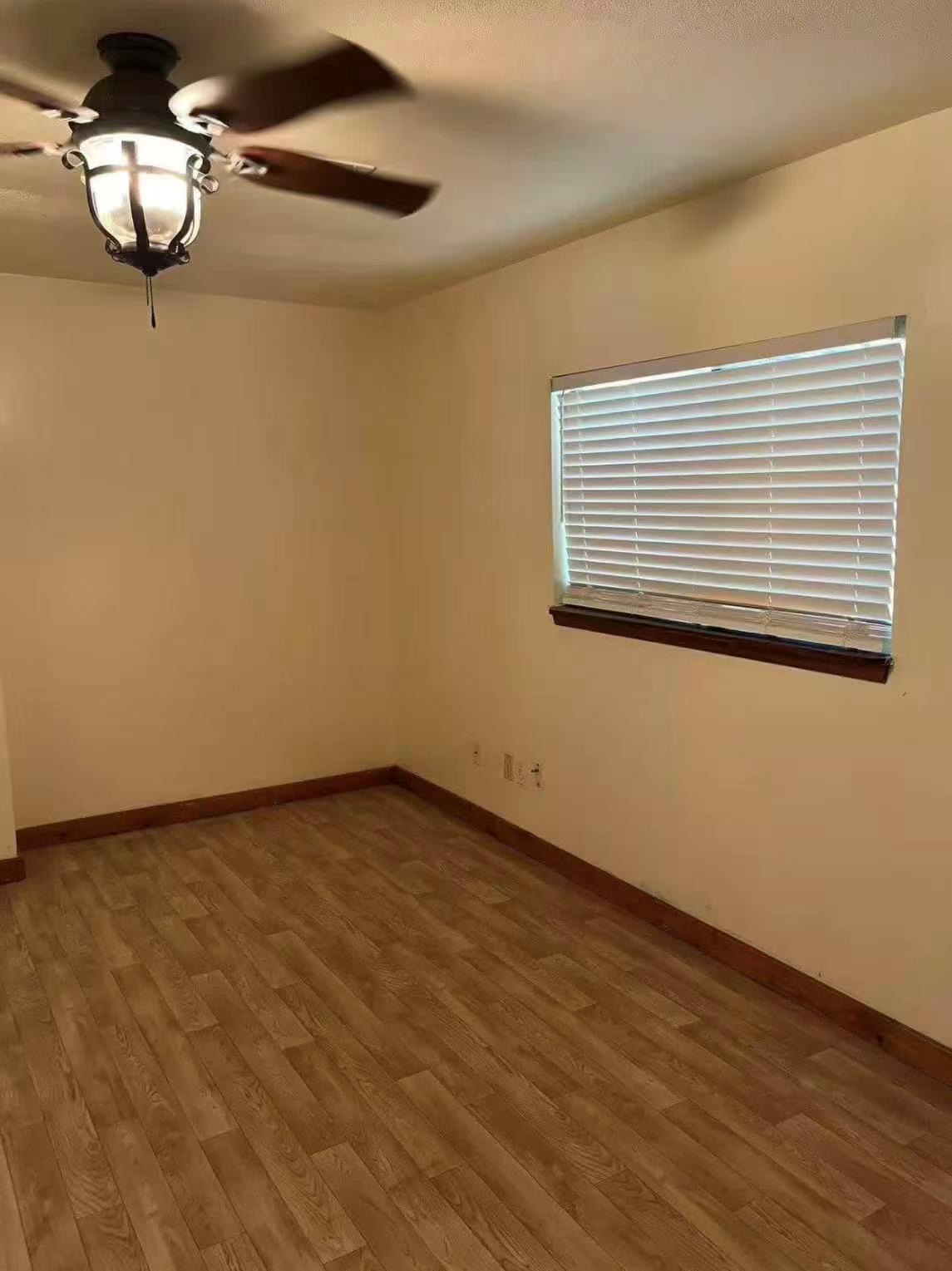 141 Alabama, Onalaska, TX 77360 — photo 3
