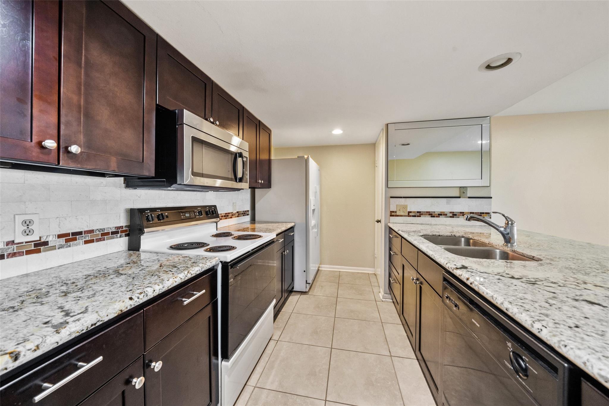 15575 Marina Drive #123a — photo