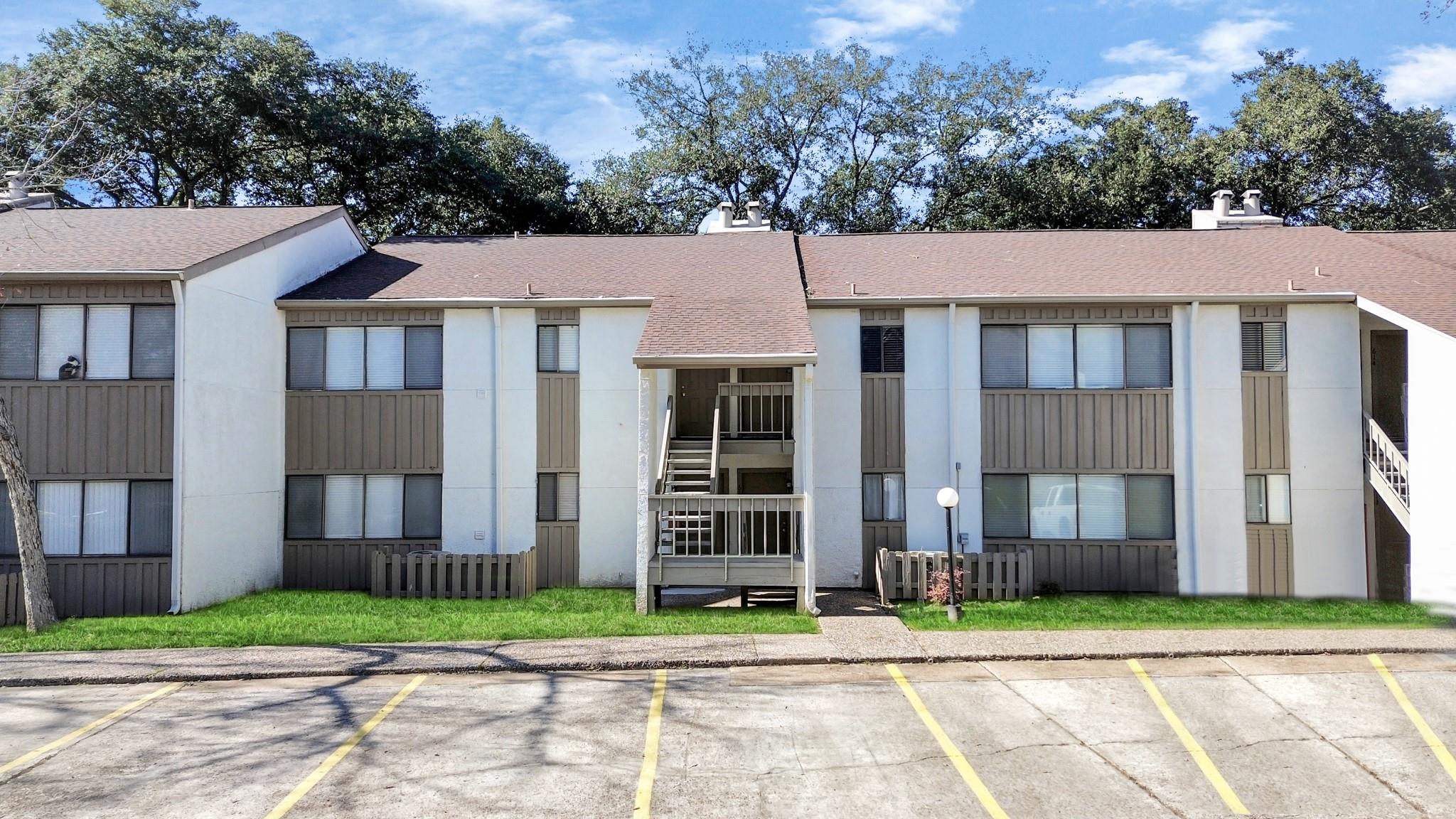 12100 Melville Drive #619 — photo