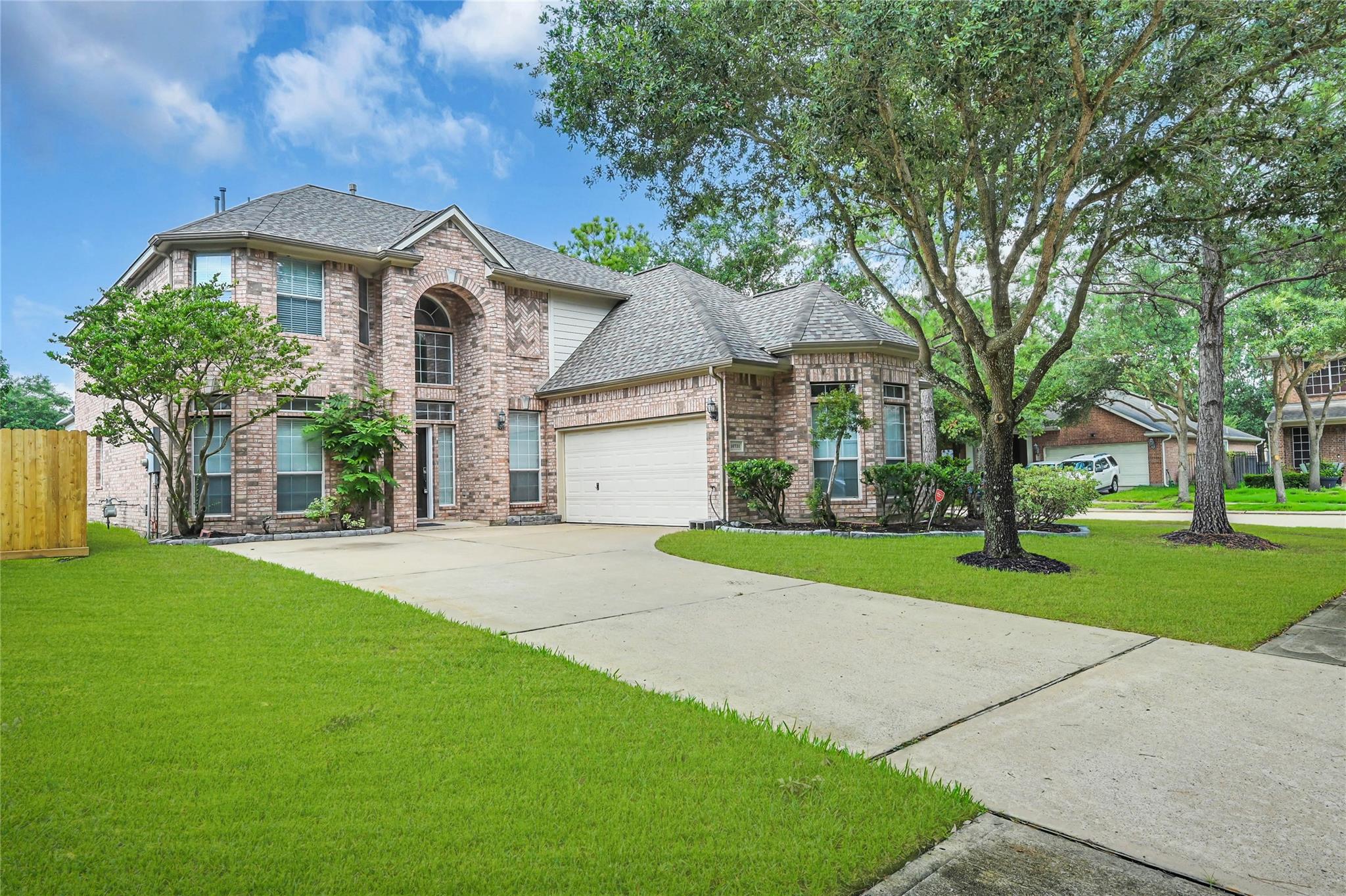 16731 Mallory Bridge Drive — photo